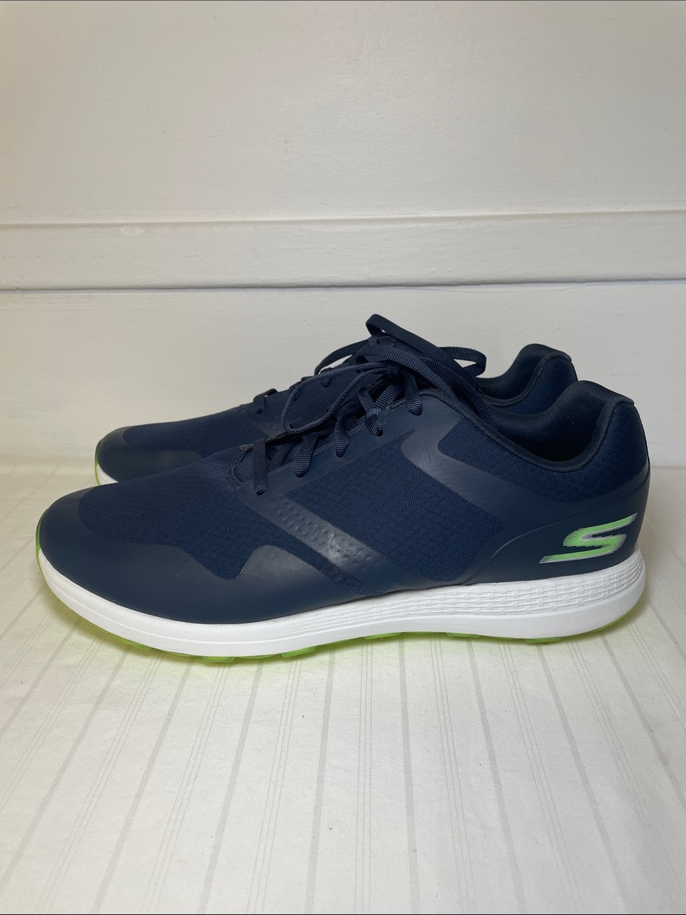 Skechers GoGolf blue spikeless golf shoes women’s size 11